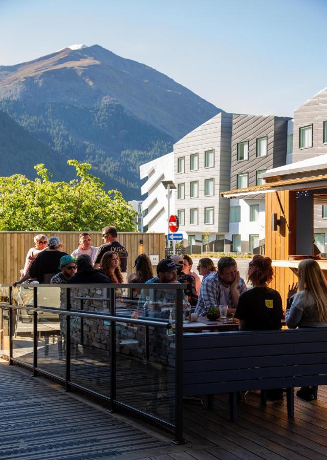 Ramada By Wyndham Queenstown Central Exterior photo