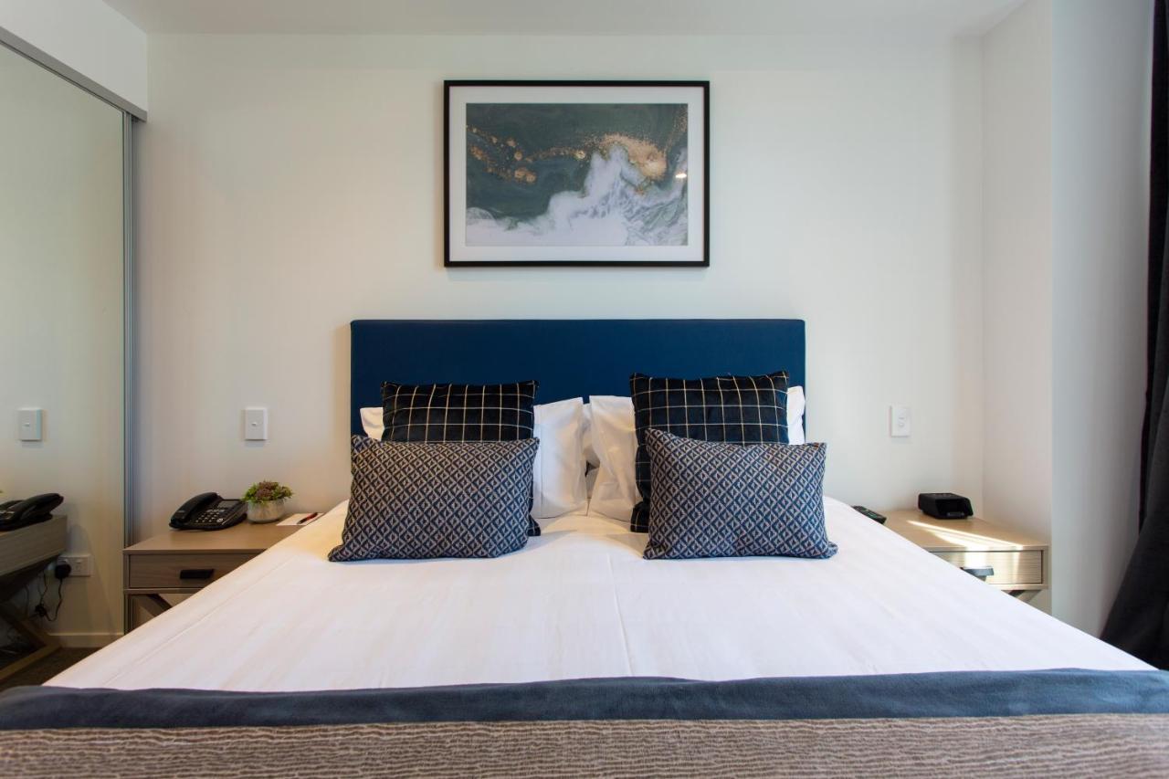 Ramada By Wyndham Queenstown Central Exterior photo
